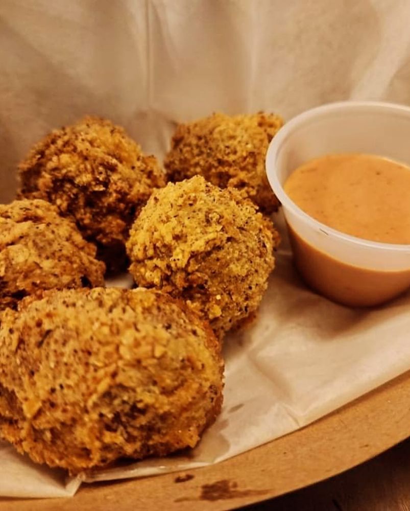 Tom's Louisiana Kitchen - Riverside Market South