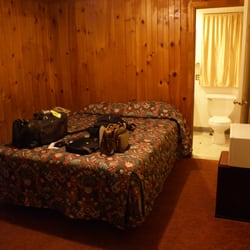 Rainbow Motel Hotels 845 Hartford Tpke Shrewsbury Ma Phone Photo Of Rainbow Motel Shrewsbury Ma United States Roomy Interior