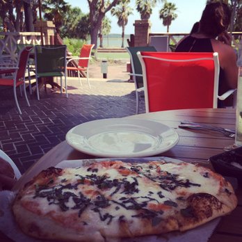 Panini S On The Waterfront 117 Photos 206 Reviews Italian Photo Of Panini S On The Waterfront Beaufort Sc United States Margherita Pizza