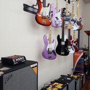 grapevine guitar loft 28 photos guitar stores 1641 w northwest grapevine guitar works