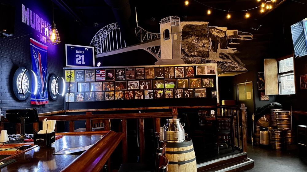 Murphy’s Bar