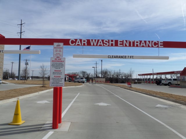 Jerrys Car Wash >> Height limit bar and wash restrictions sign. - Yelp Jerrys Car Wash >> Height limit bar and wash restrictions sign. - Yelp