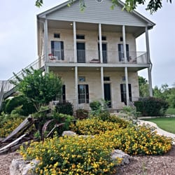 Gruene Homestead Inn 30 Photos 16 Reviews Hotels 832 Photo Of Gruene Homestead Inn New Braunfels Tx United States