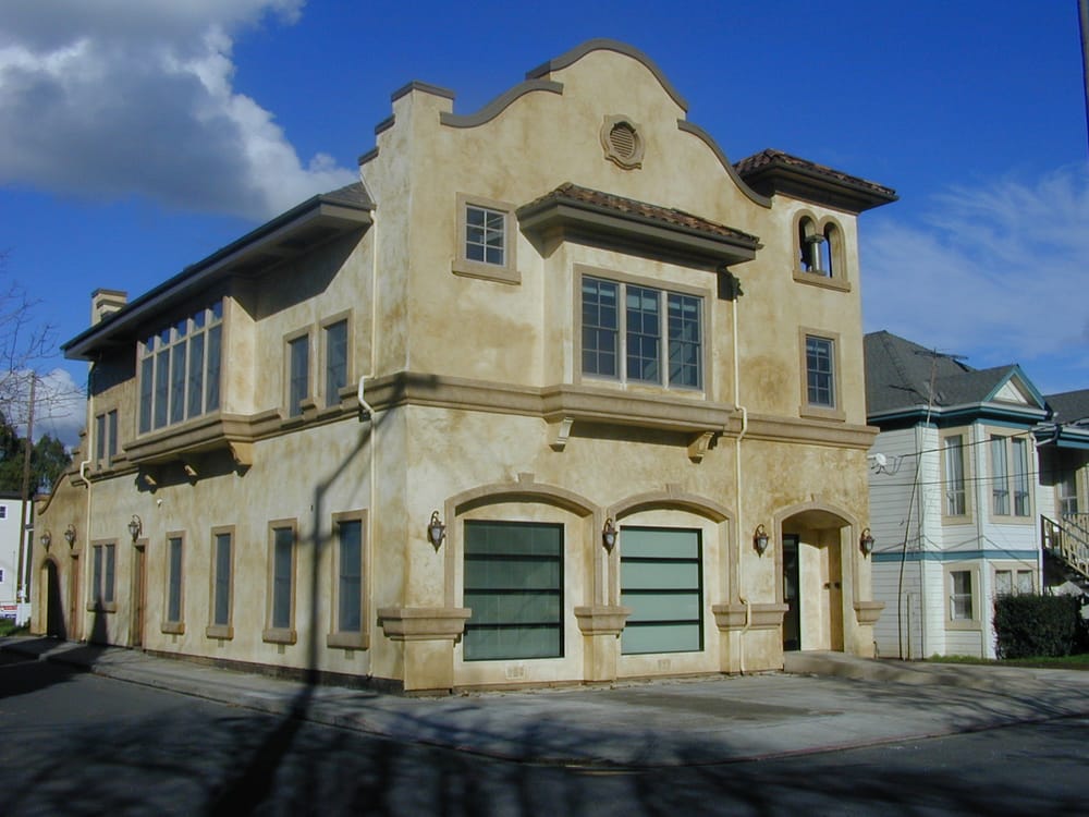 Castle Rock Construction 12 Photos Contractors 1652 W Texas St