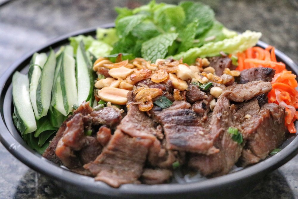 Bella Banh Mi Cafe