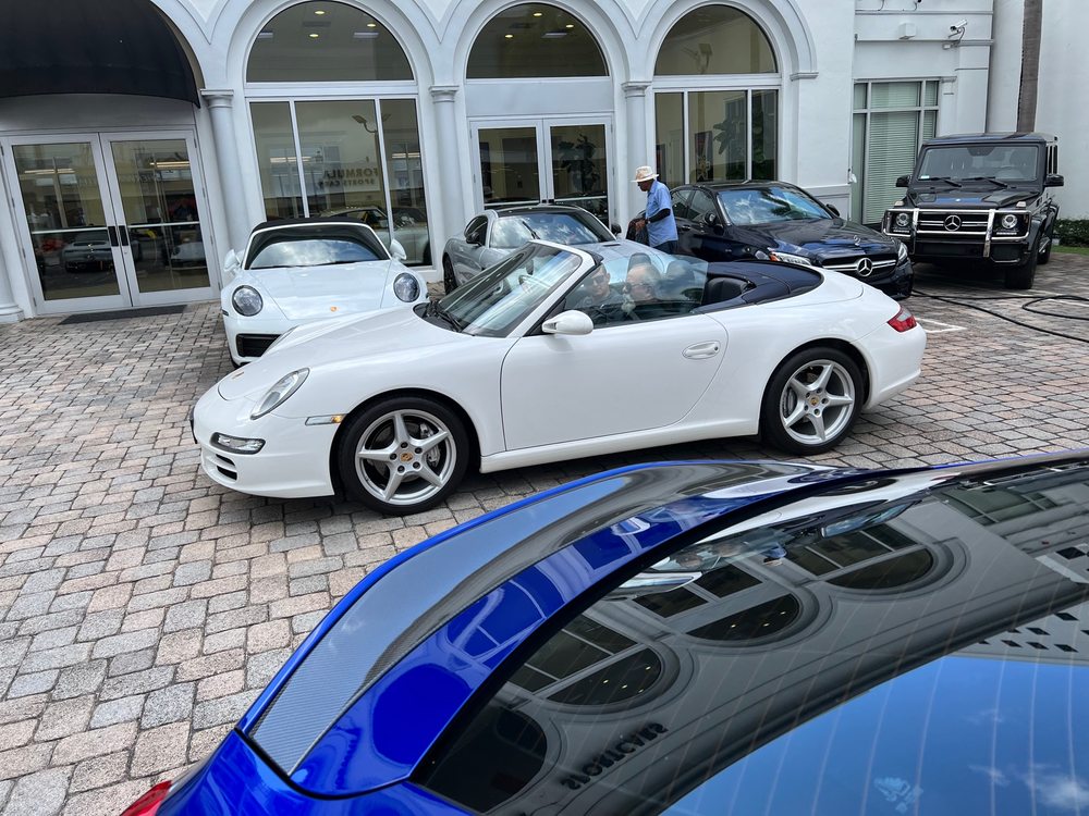 Formula Sports Cars, Miami Roadtrippers