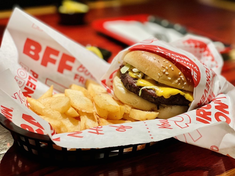 Red Robin Gourmet Burgers and Brews