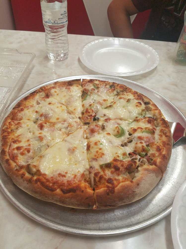 Dana’s Pizza 14 Reviews Pizza 7123 Hacks Cross Rd, Olive Branch