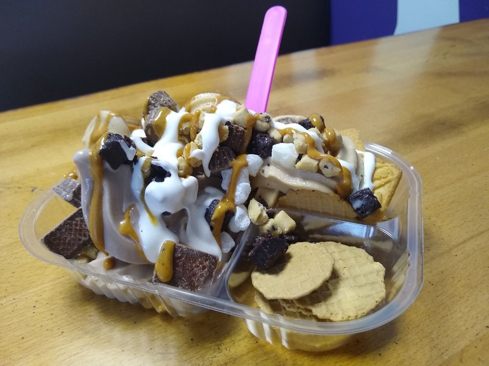 Yeti Frozen Yogurt & Cafe