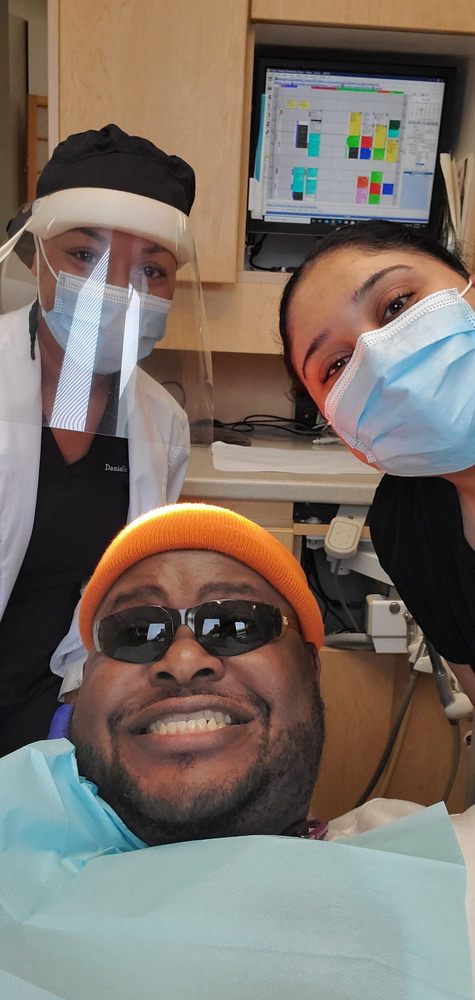 image of business The Smile Salon