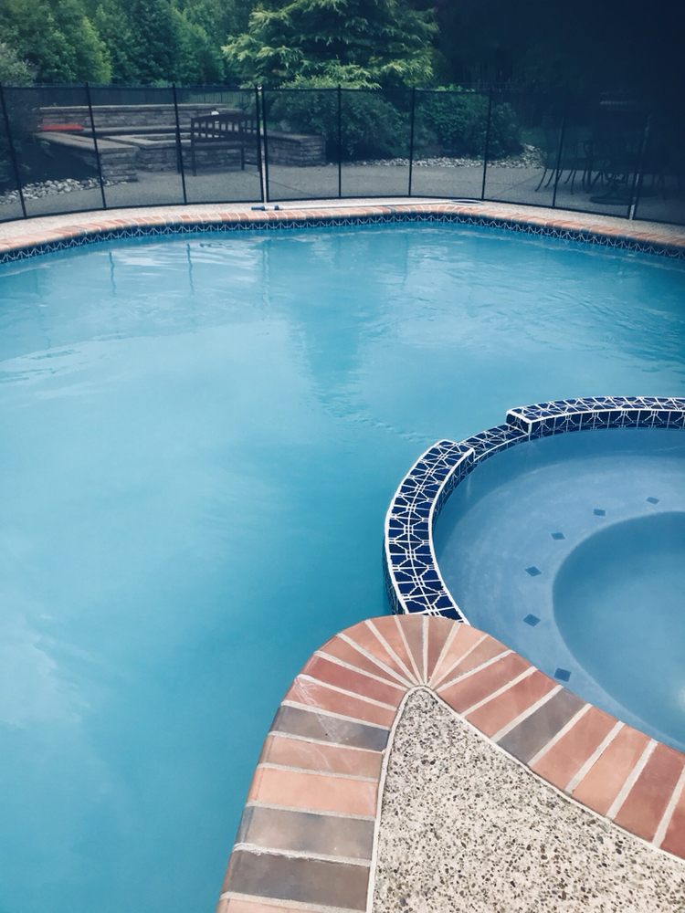 D & N Pool Services