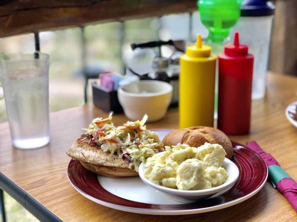Trailhead Restaurant