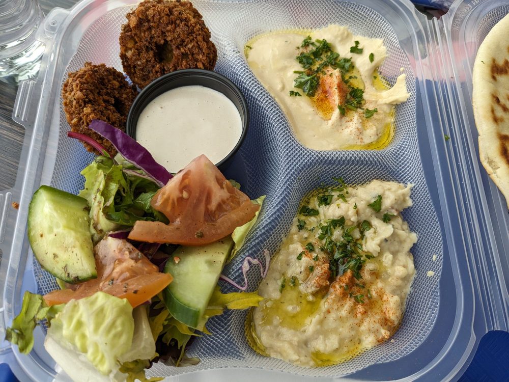 Aladdin's Cafe & Catering