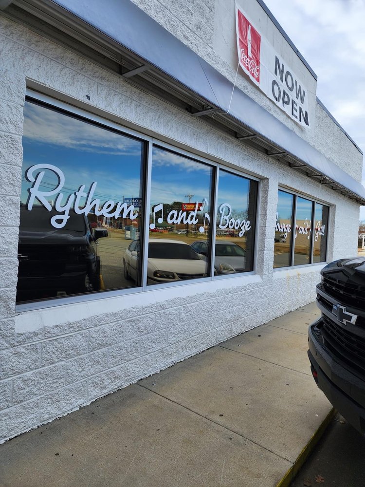 Rythem and Booze Lounge