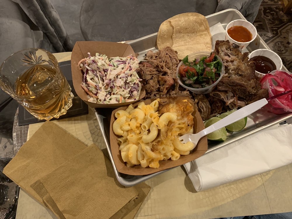 El Titi carnitas & bbq