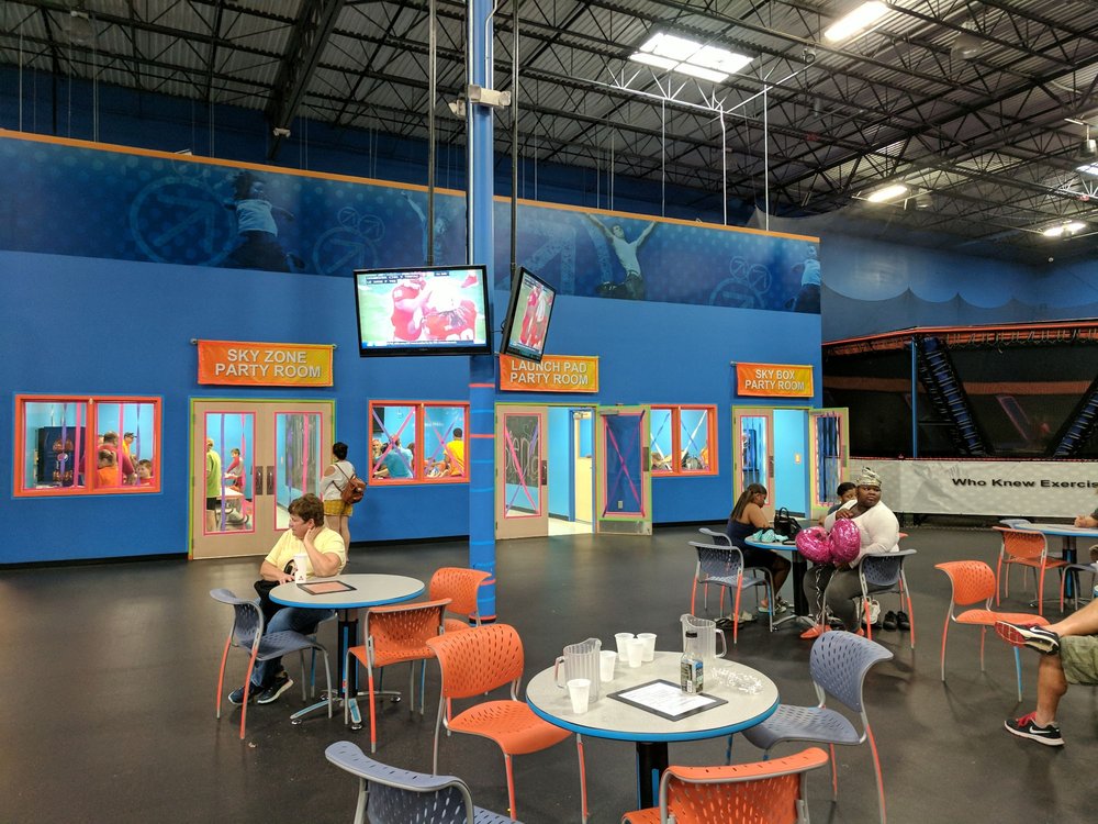 Sky Zone Trampoline Park 36 Photos & 19 Reviews Trampoline Parks