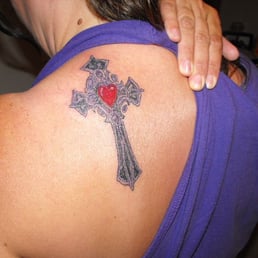 illustrated lady tattoo u0026 piercing studio u0026 10 photos illustrated lady tattoo u0026 piercing studio u0026 10 photos