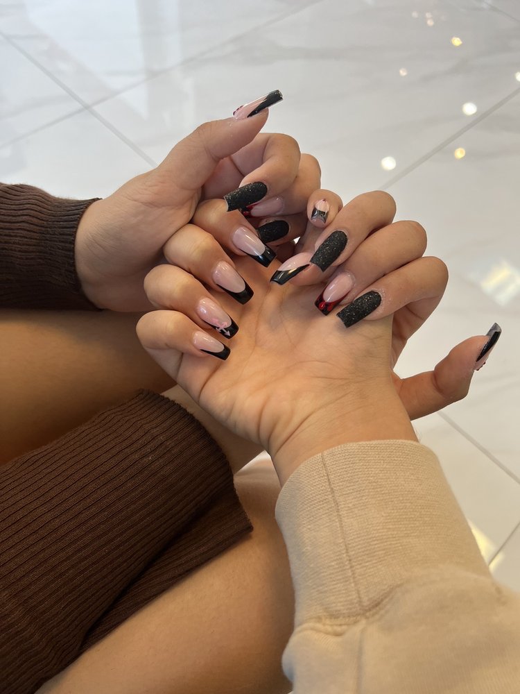 Classy Nail Lounge
