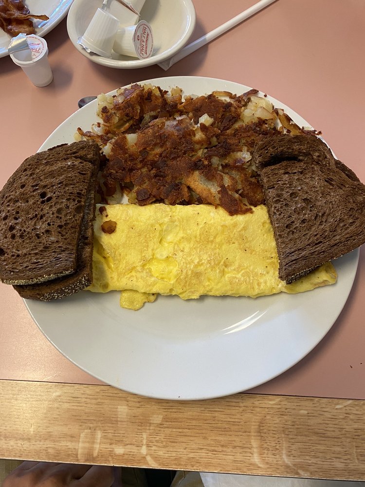 West Shore Plaza Family Restaurant