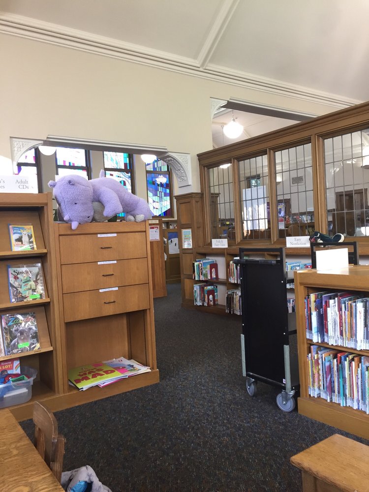 Seattle Public Library - Queen Anne Branch