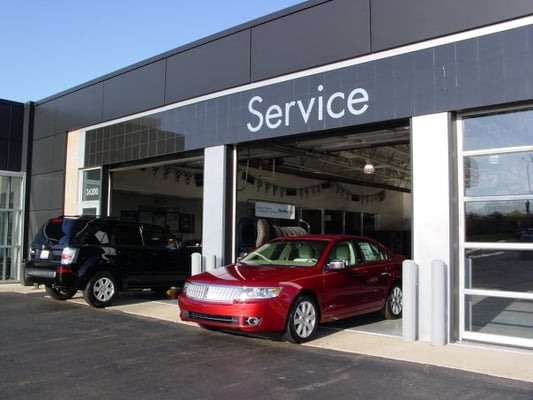 Crest Lincoln 36200 Van Ave Sterling Heights Mi Car Service Hotels Nearby