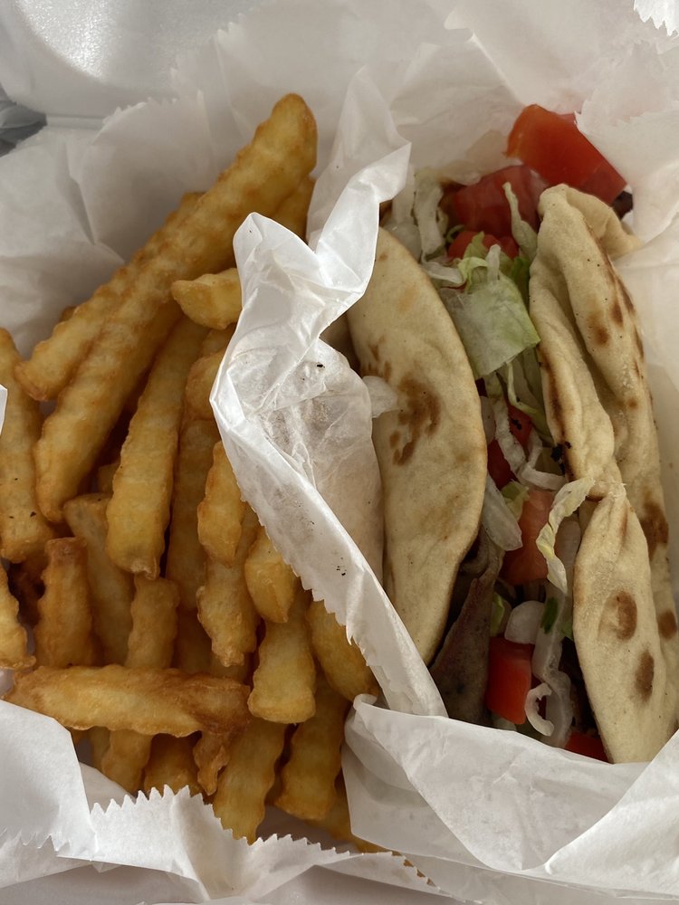 Broadway Deli & Grill