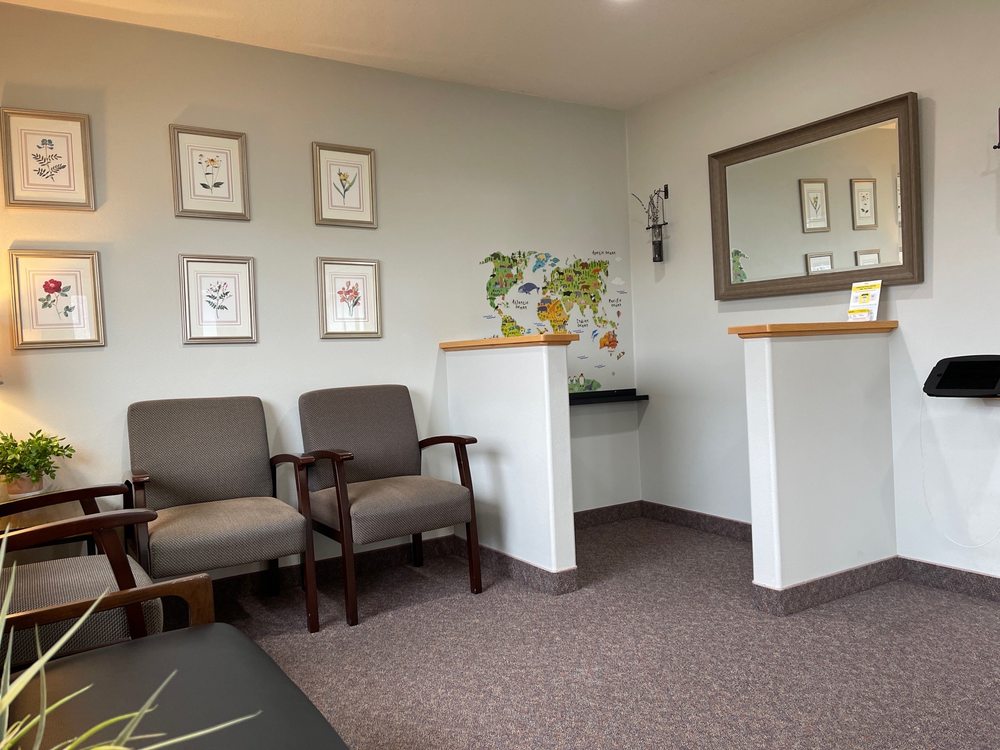 image of business Meadowlark Family Dentistry