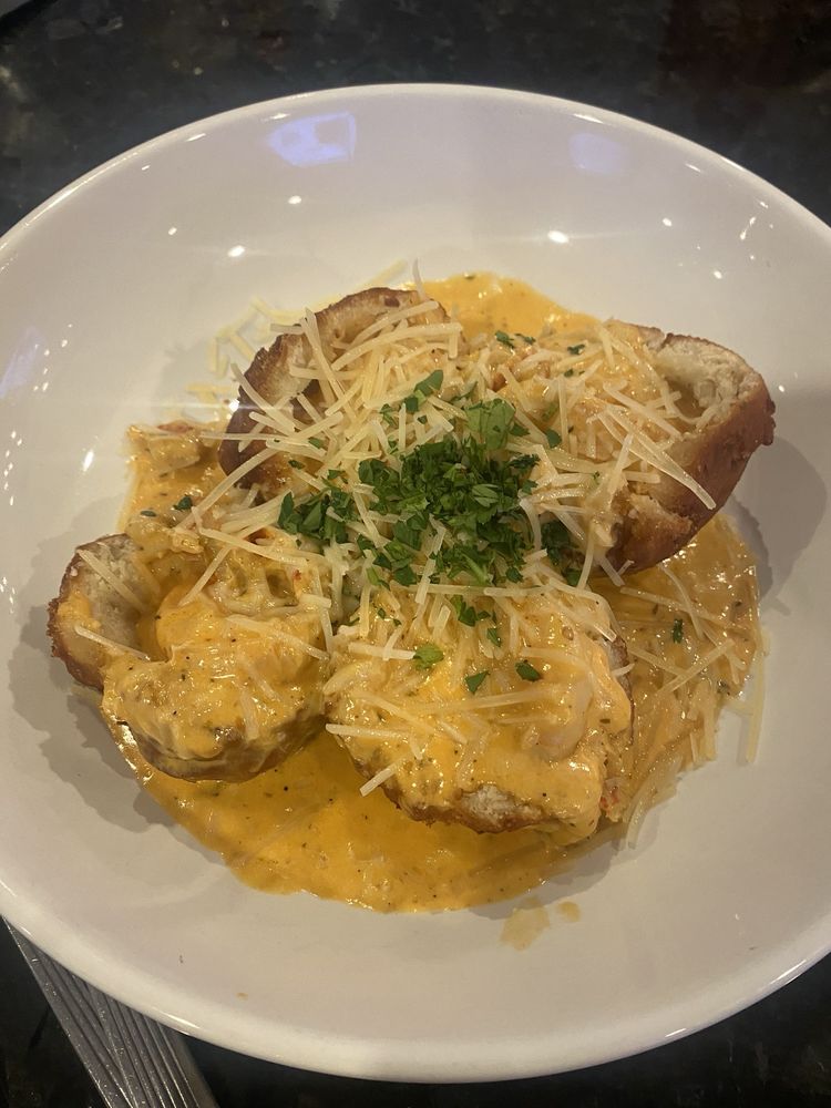 Edgewater Bar and Grill