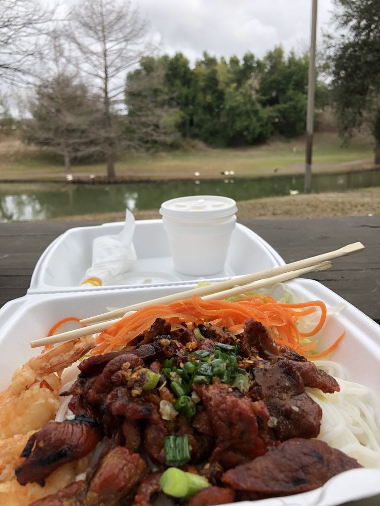 Pho Long Restaurant
