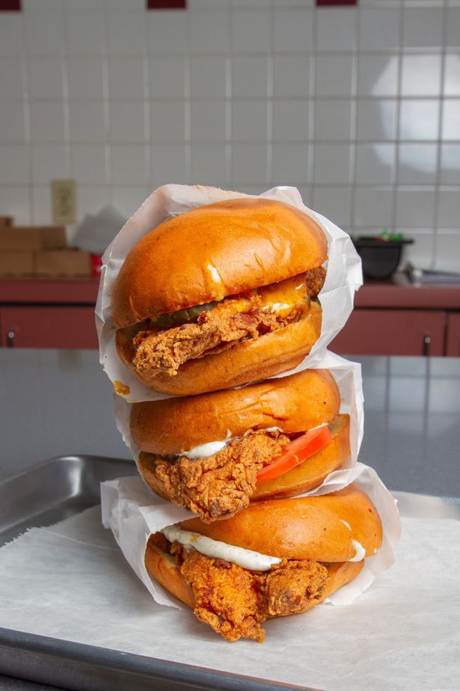 Ali's Chicken & Waffles