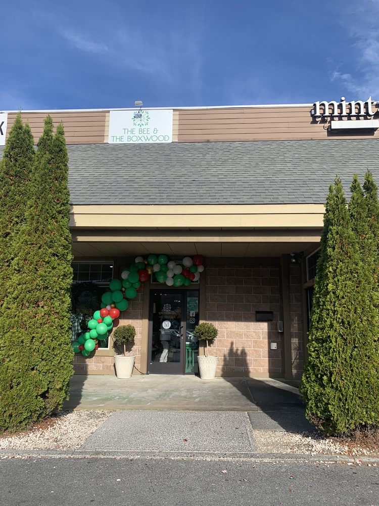 The Bee and the Boxwood