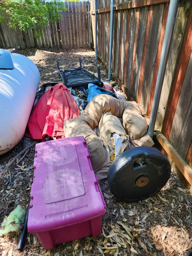 Robertson's Junk Removal
