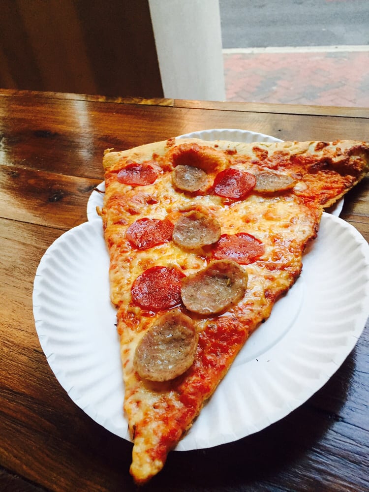 Benny Damato’s 180 Photos & 103 Reviews Pizza 131 Granby St