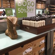 ugg australia outlet 3520 livermore outlets dr livermore ca 94551 ugg australia outlet 3520 livermore outlets dr livermore ca 94551