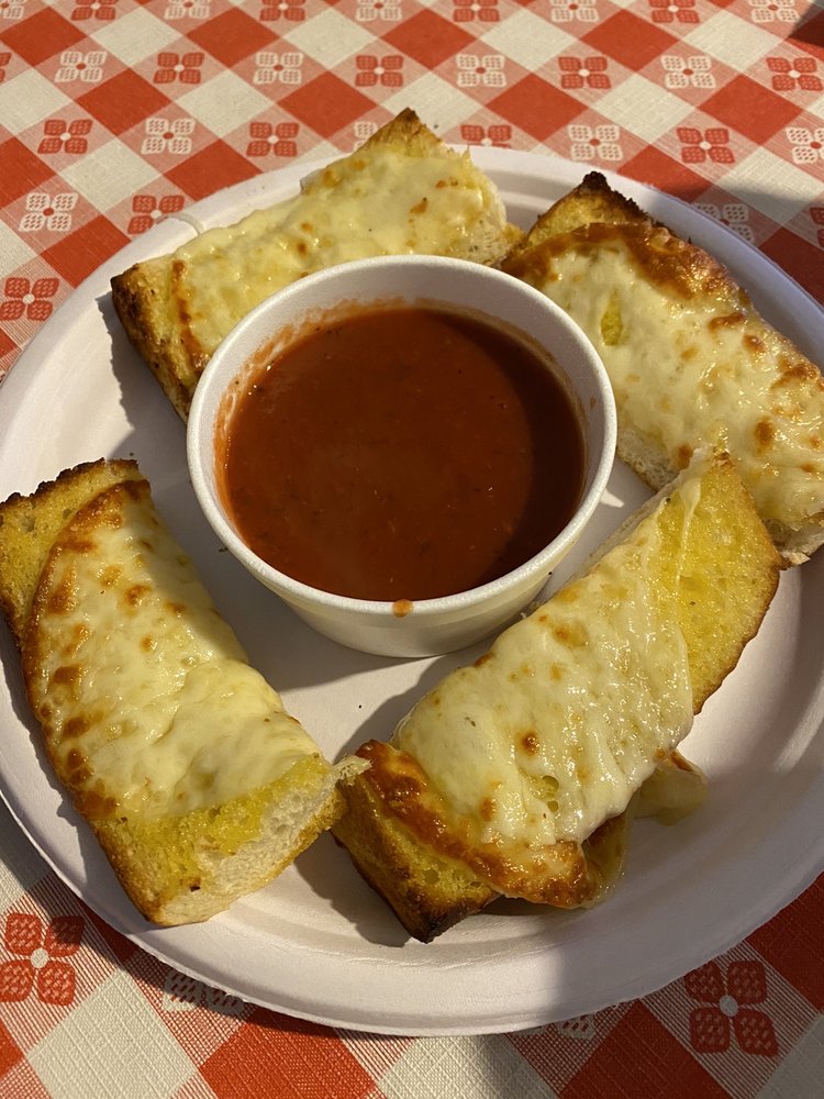 Mannie & Bo's Pizzeria