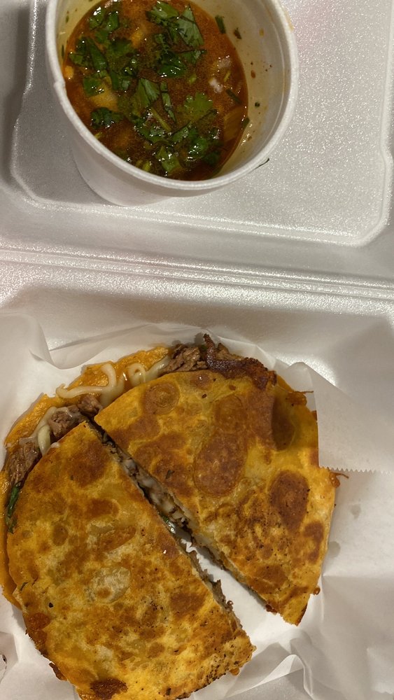 Pops Tacos y Mas