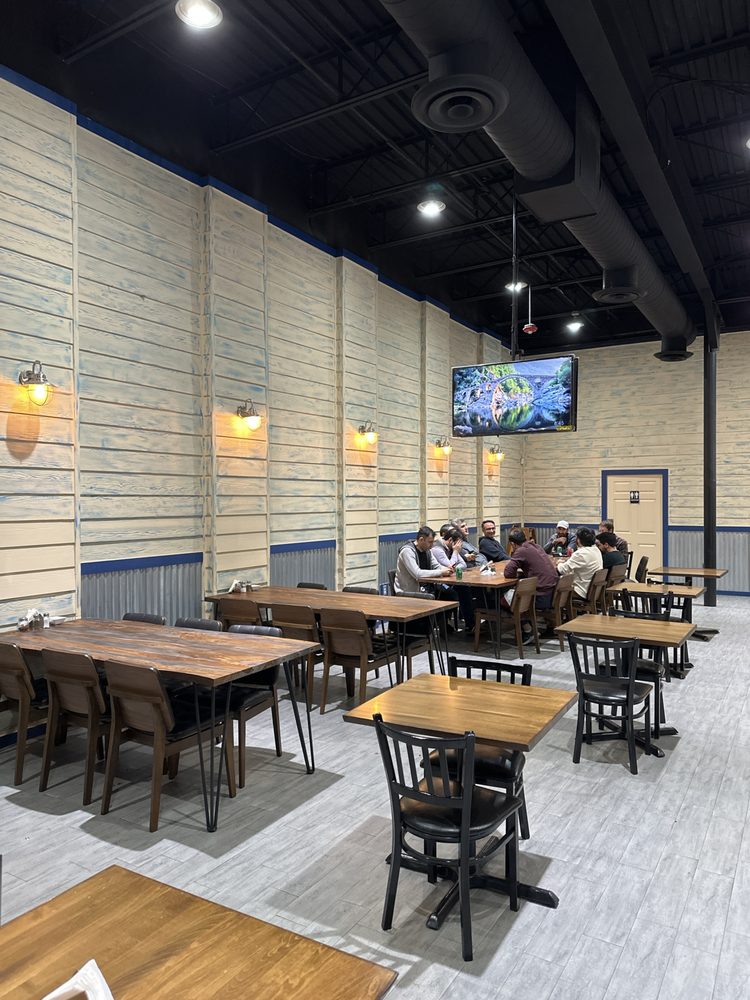 Dafne Mediterranean Food And Pizza