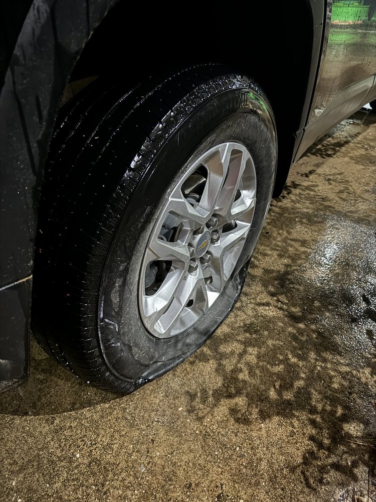 Neeley's Towing & Recovery Service