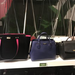 Kate Spade New York Outlet 13 Reviews Women S Clothing 10801 Photo Of Kate Spade New York Outlet Estero Fl United States