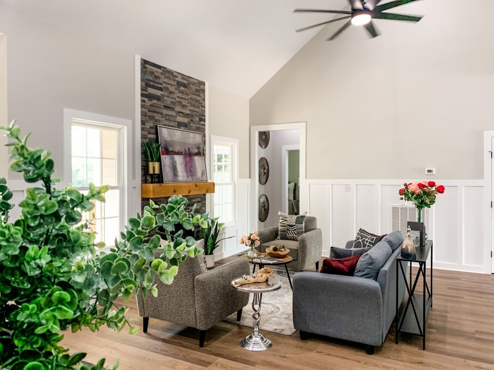 Pat's World Staging & Re-Design