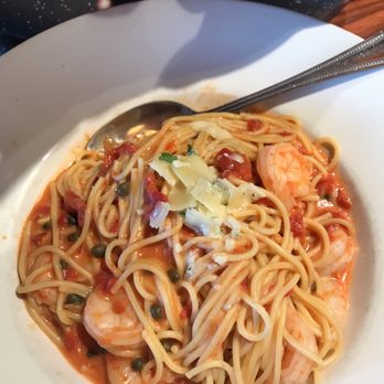 Bertucci S Italian Restaurant Order Food Online 105 Photos 68 Photo Of Bertucci S Italian Restaurant Plymouth Meeting Pa United States Shrimp Rossini