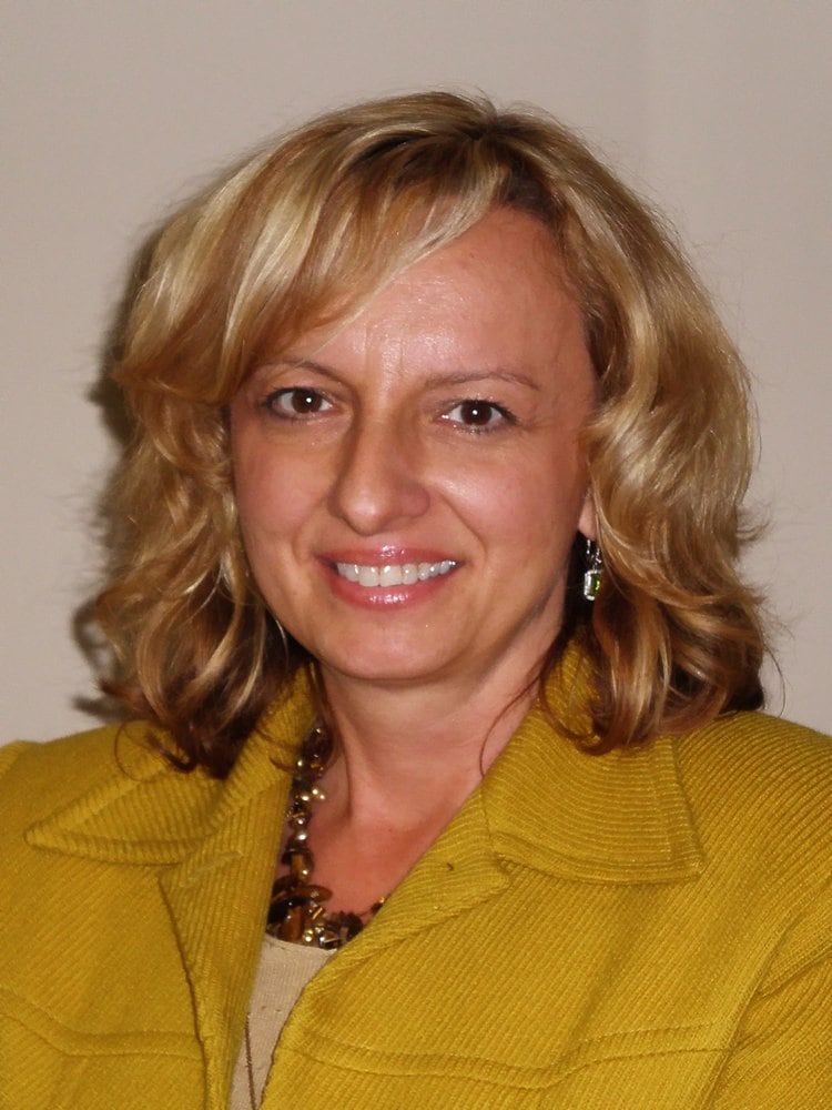 image of business Dr. Anna Banas