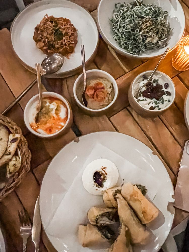 Lola Taverna Lola Taverna