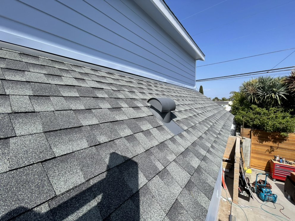 J & S Roofing