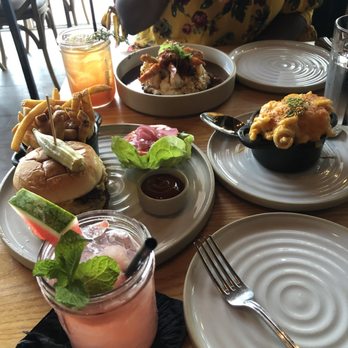 Yardbird Southern Table Bar 7986 Photos 5164 Reviews