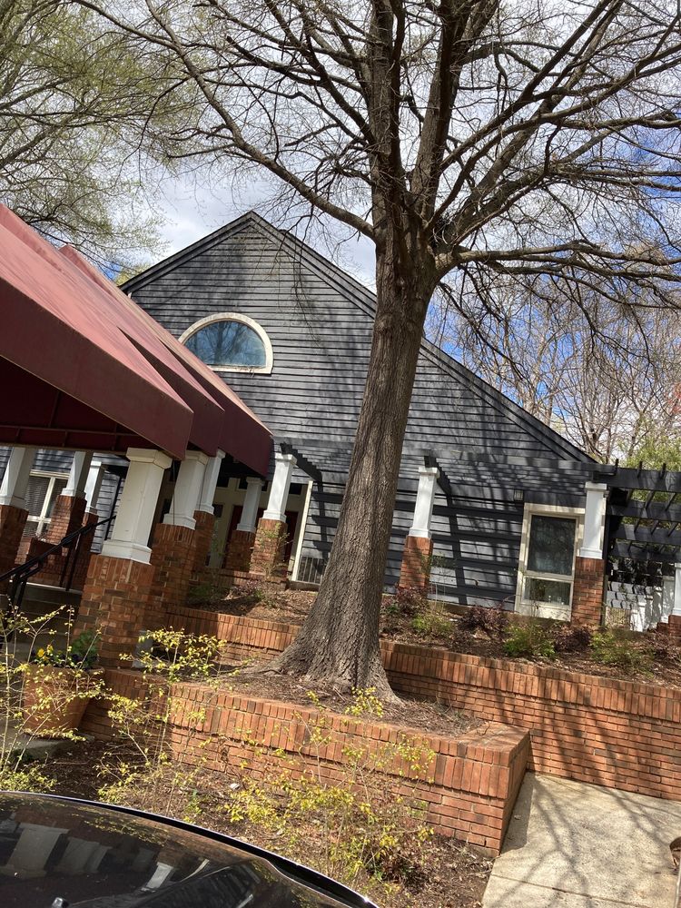 The Pointe at Irving Park