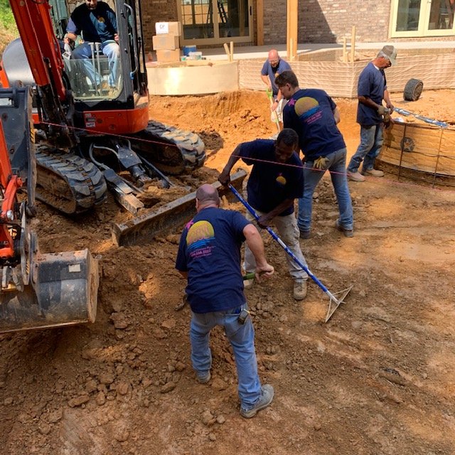 Backyard Oasis Pools