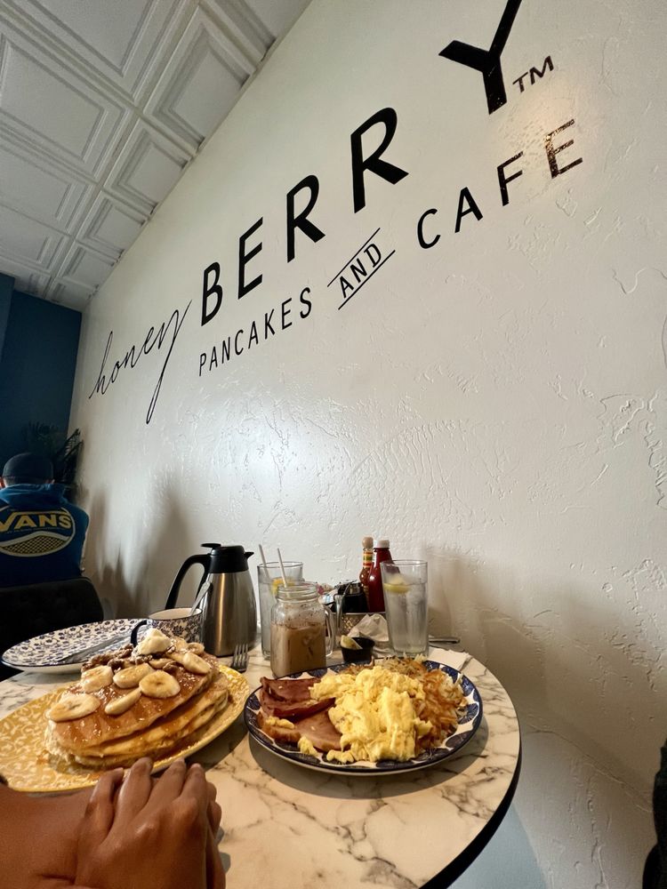 Honey Berry Pancakes and Cafe