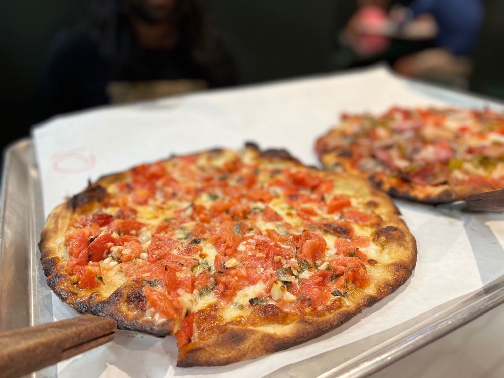 Frank Pepe Pizzeria Napoletana