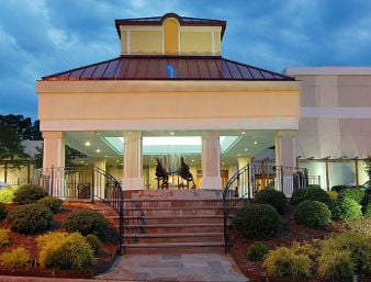 Ramada Plaza Winston Salem North